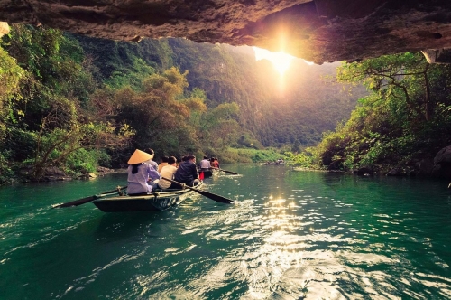 Luxury Bai Dinh Pagoda - Trang An - Mua Cave 1 Day Tour