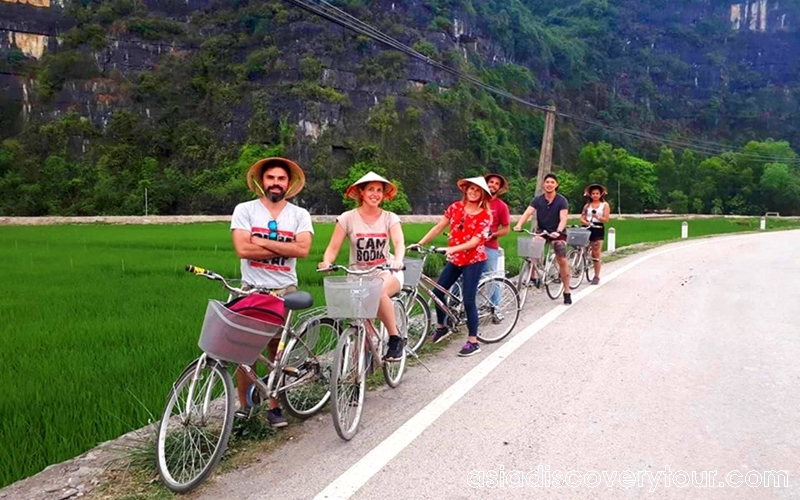 Bai Dinh Pagoda - Trang An 1 Day Tour