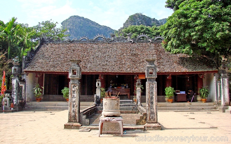 Hoa Lu Tam Coc 1 Day Tour