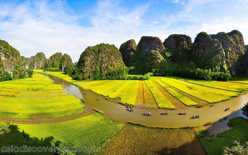 Incredible Hoa Lu - Tam Coc - Mua Cave 1 Day Tour