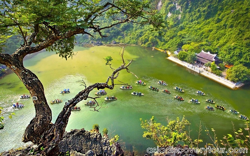 Bai Dinh Pagoda - Trang An 1 Day Tour