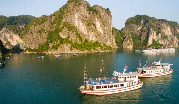 Luxury Halong Bay 1 Day Tour With 5 Hours Cruise