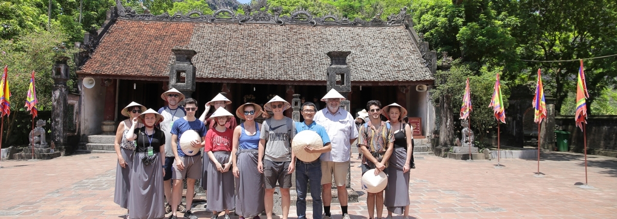 Bai Dinh – Trang An – Ninh Binh – Hoa Lu – Tam Coc – Mua Cave 2 Days – 1 Night  Tour