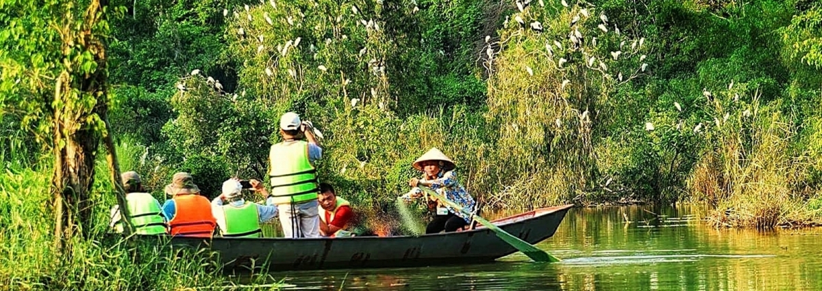 Hoa Lu – Tam Coc – Mua Cave – Thung Nham 2 Days 1 Night