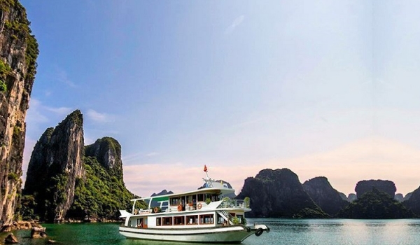 Amazing Halong Bay 1 Day Classic Tour With 6 Hours Cruise